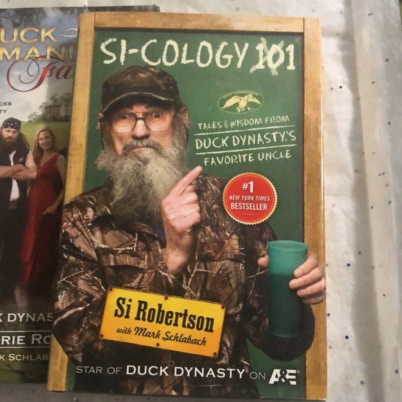 Duck dynasty book trio. - Picture 2 of 10